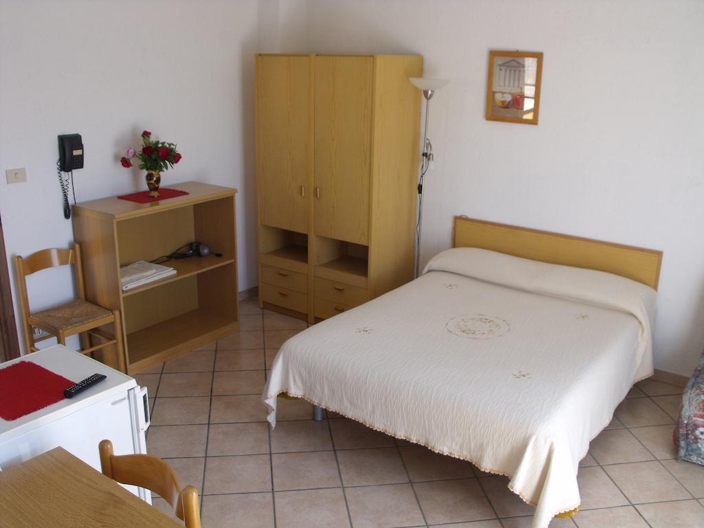 Agriturismo Gli Ulivi Гарленда Номер фото